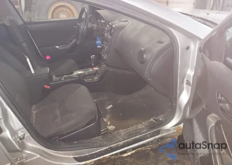 2006 Pontiac G6 из США, поврежденный, VIN 1G2ZF55B464213200